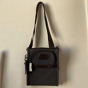 Tumi Pocket Bag Small